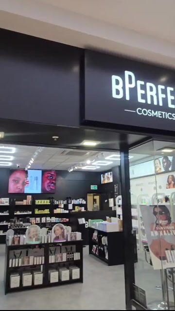 Come get my Makeup Done with me